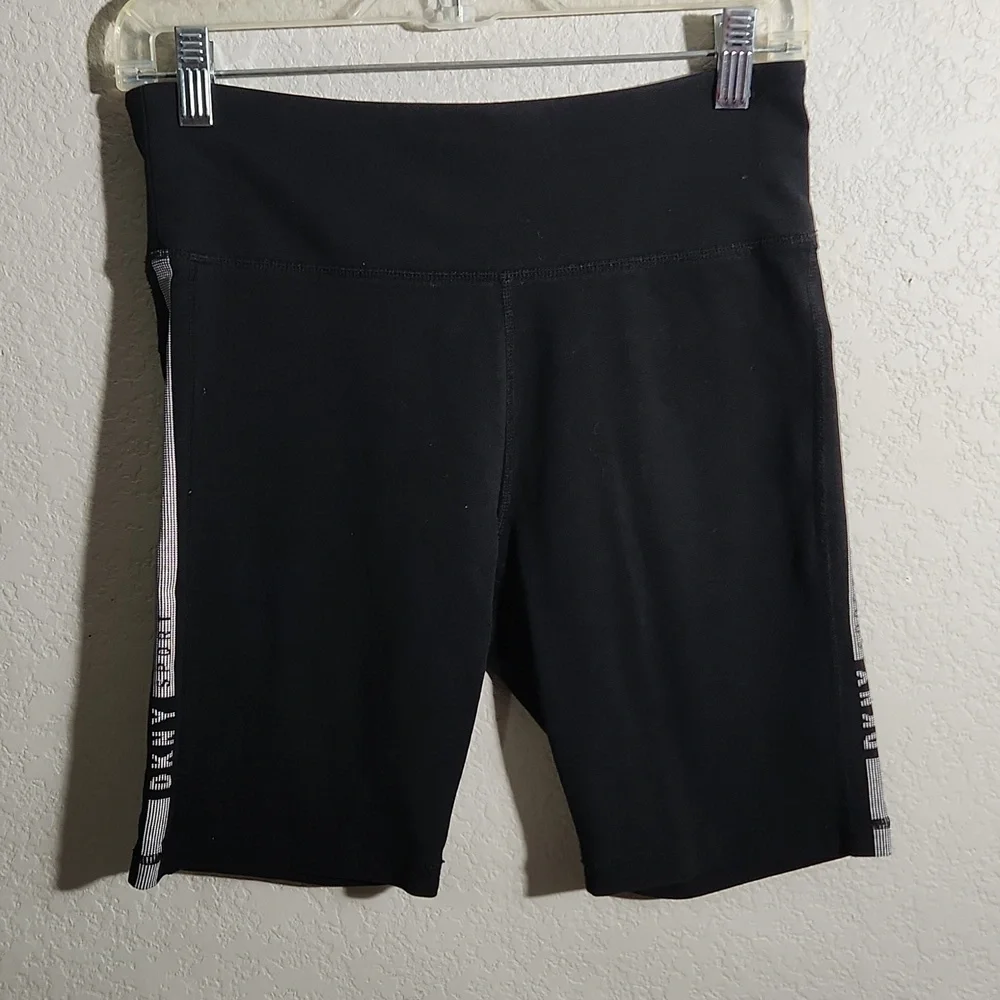 DNKY Sport Shorts Size M Black White Y2K
